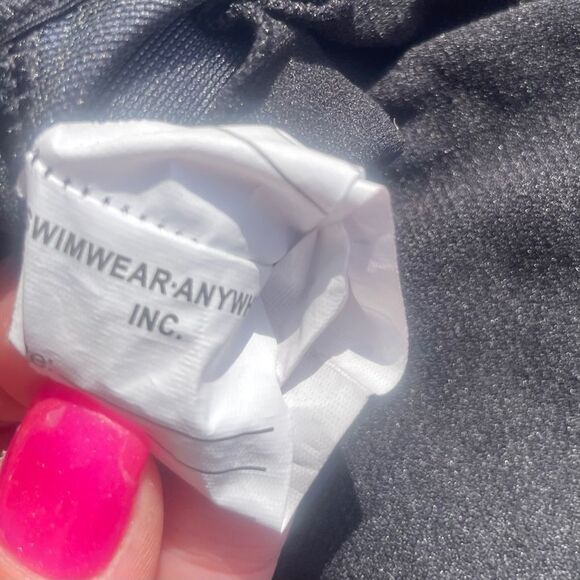 🍍3/$15🍍 TYR Built-In Bra Tank - Picture 8 of 9